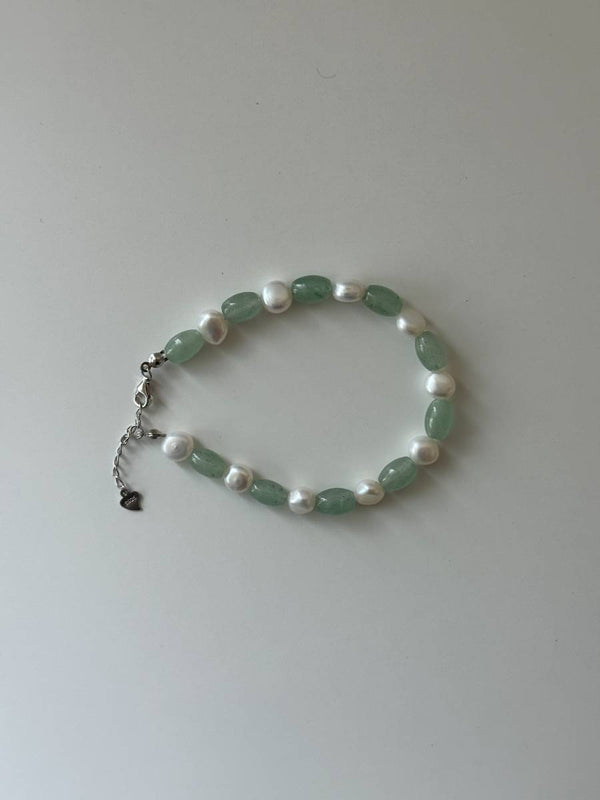 GREEN GEMSTONE PEARL BRACELET