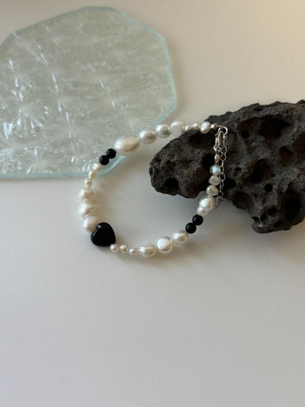 SNOW COVERED VOLCANIC ISLANDS AGATE PEARL BRACELET